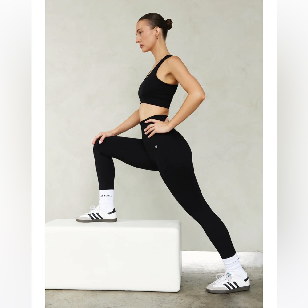 Astoria CONTOUR Seamless Legging